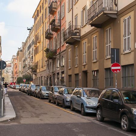 Amazing And New Penthouse In City Center Milan Bagian luar foto