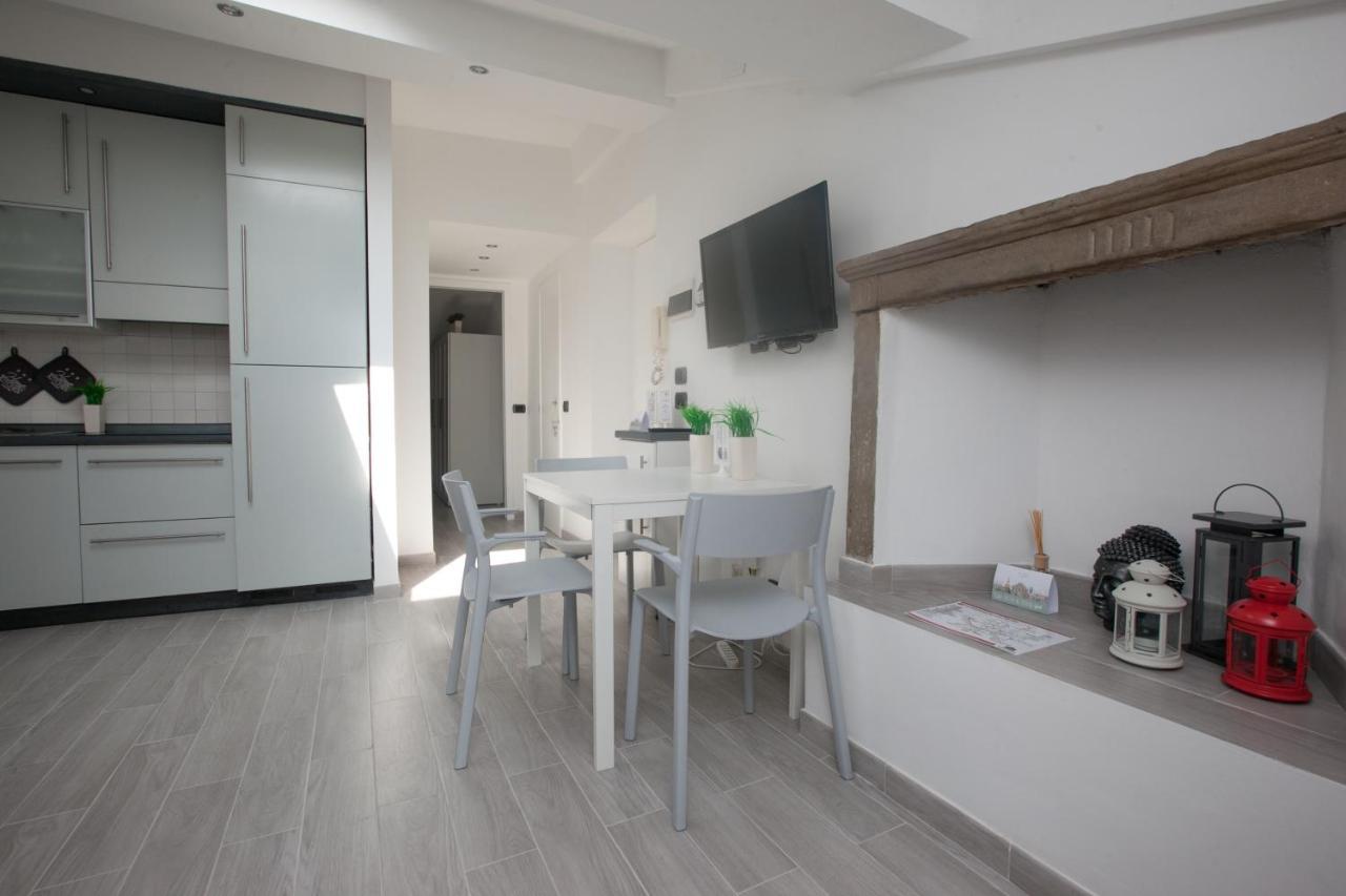 Amazing And New Penthouse In City Center Milan Bagian luar foto
